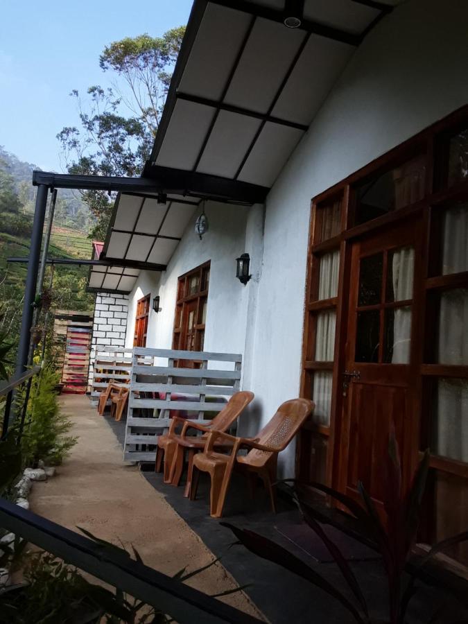Bed and Breakfast Lily Adam'S Peak Наллатания Экстерьер фото